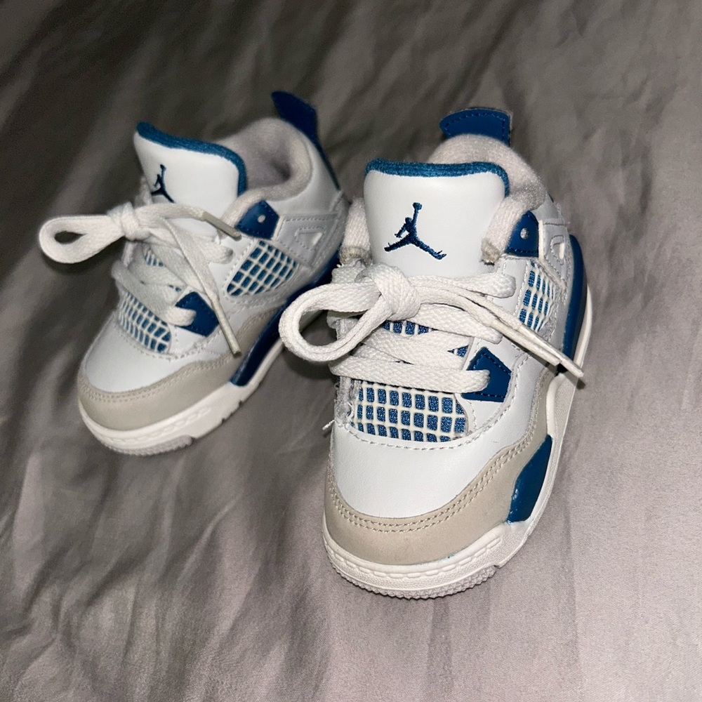 Jordan military blue 4s (size toddler 5)